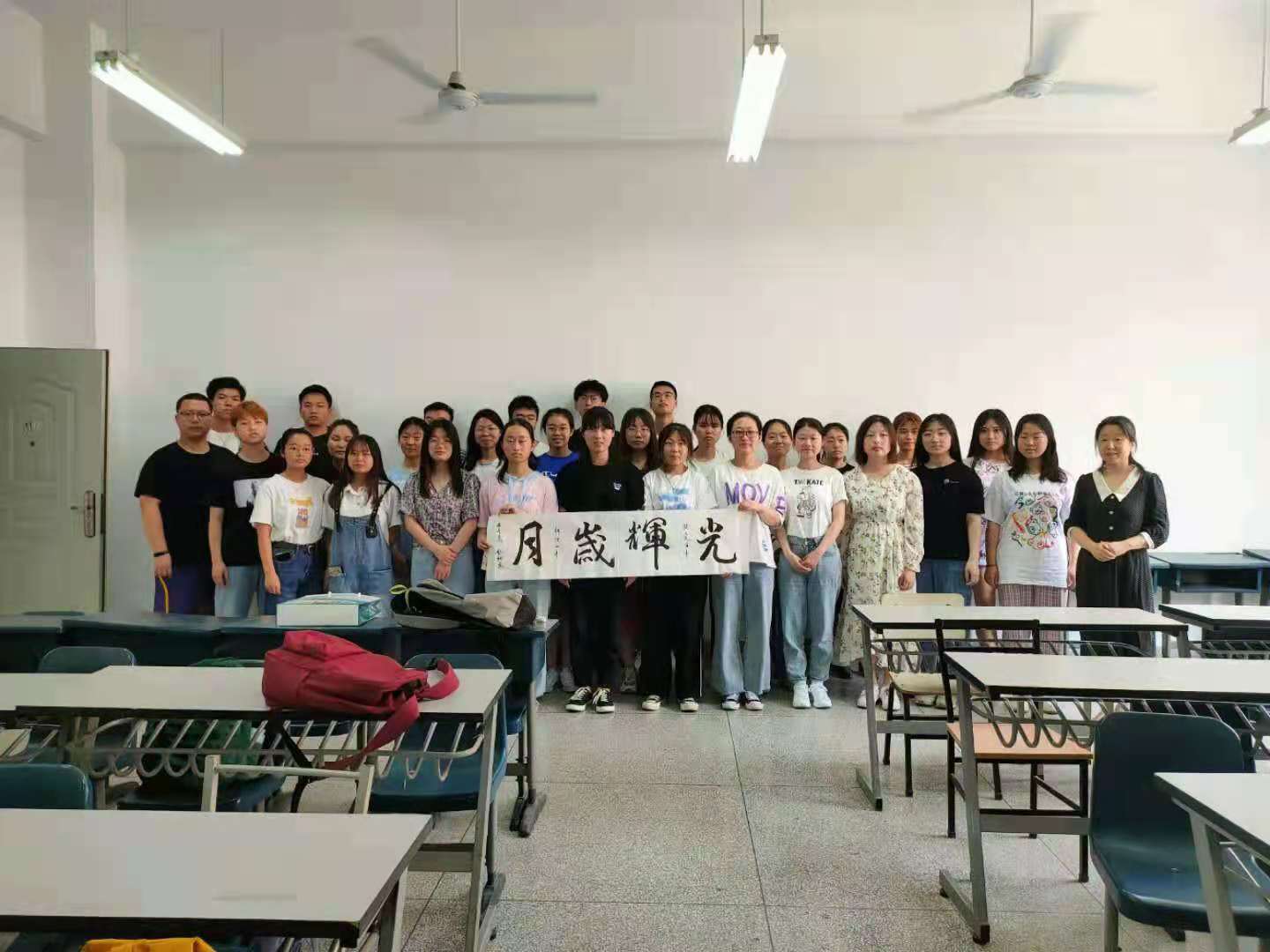 1E8F3